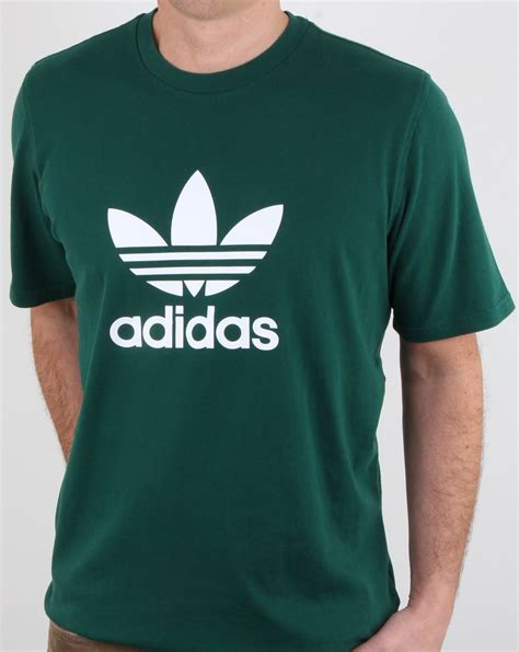 Grüne adidas T